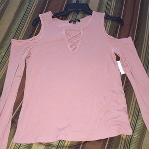 BRAND NEW pink long sleeve off-shoulder shirt!